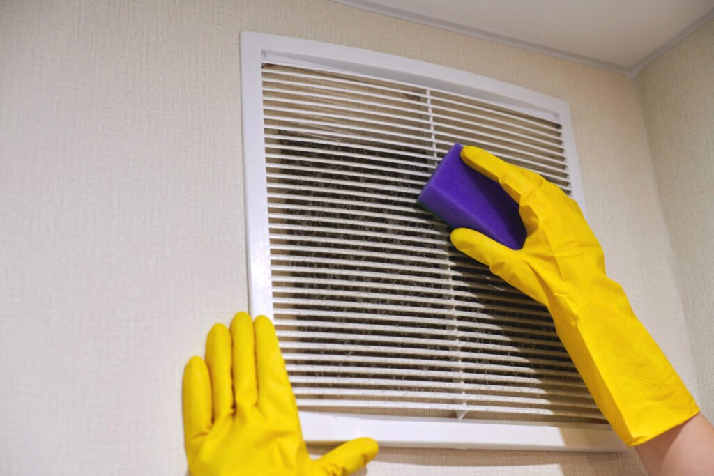 Hands,In,Protective,Rubber,Gloves,Cleaning,Dusty,Air,Ventilation,Grill