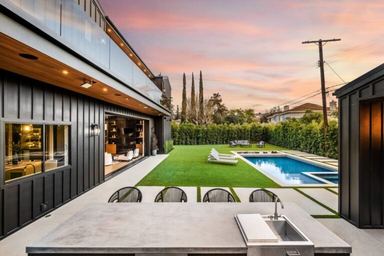 Want Your Back Yard To Look As Good As This?